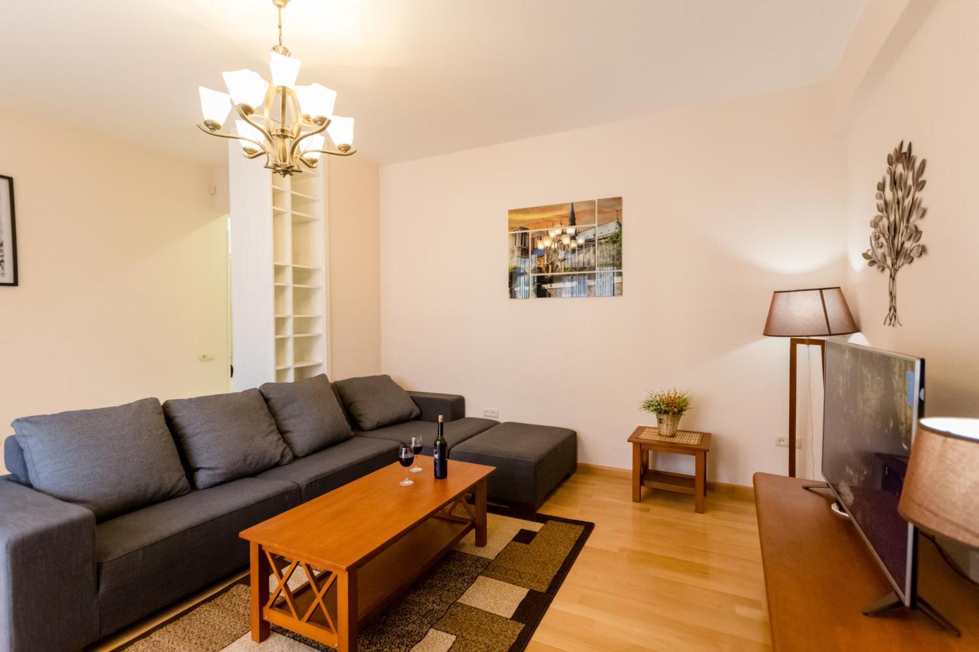 Downtown Comfort Апартаменти